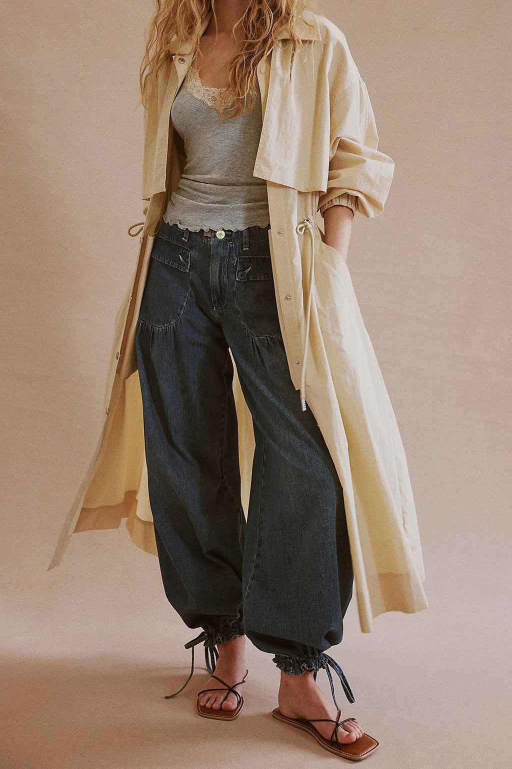 Mid Rise Tapered Vintage Relaxed Jeans