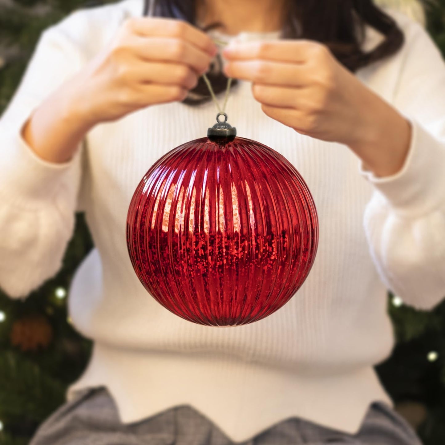 Red Christmas Ball Ornaments - Set of 4 - Shatterproof Vintage Mercury Balls