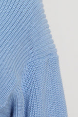 Slim Fit V-Neck Knit Top