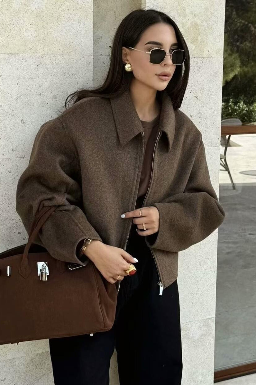 Minimalist Lapel Short Wool Coat Secondary image