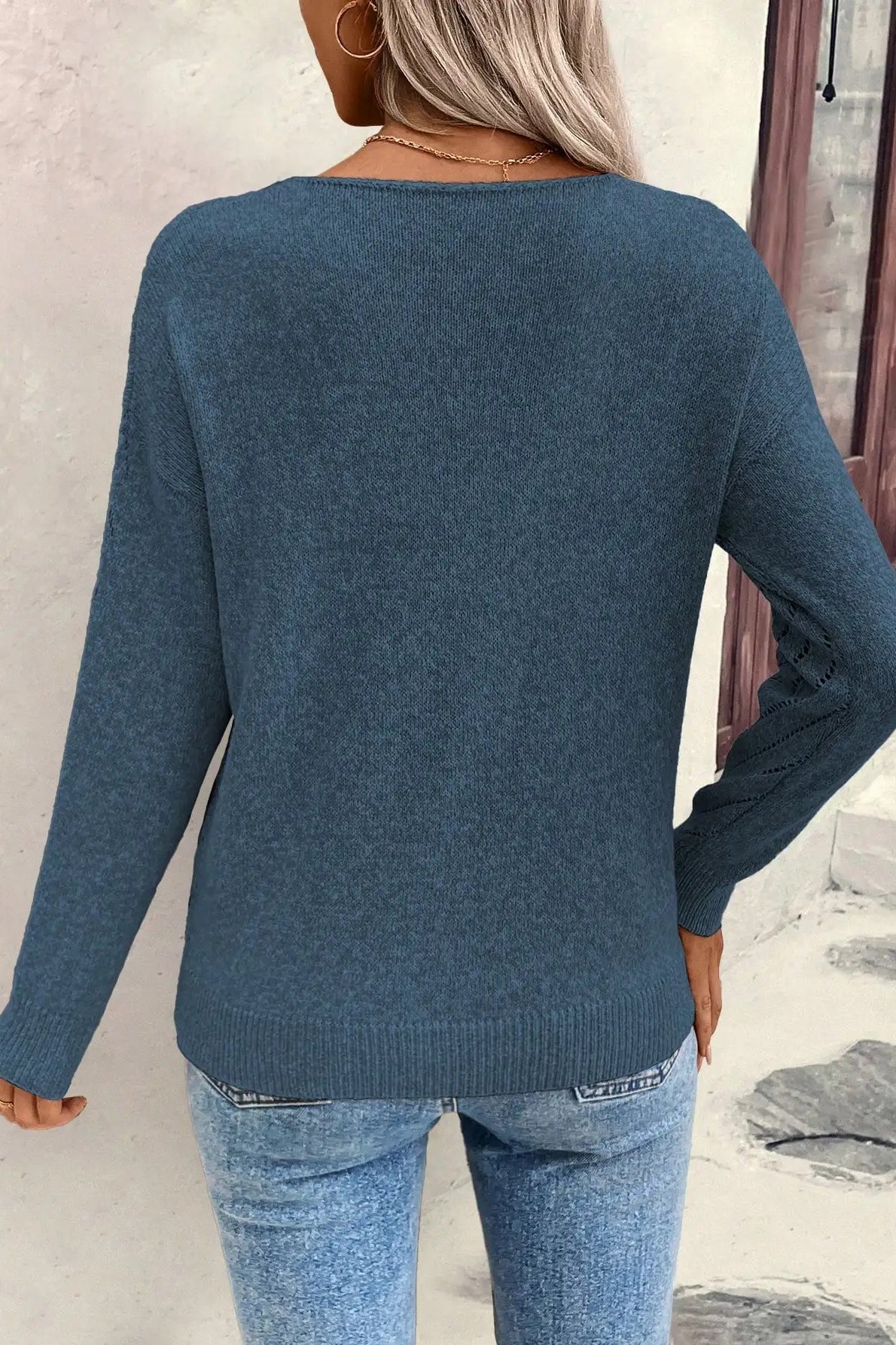 Hollow Knit Loose Pullover Sweater Secondary image