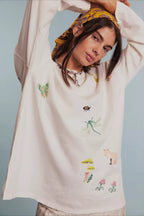 Floral Bee Embroidered Crew Neck Sweatshirt