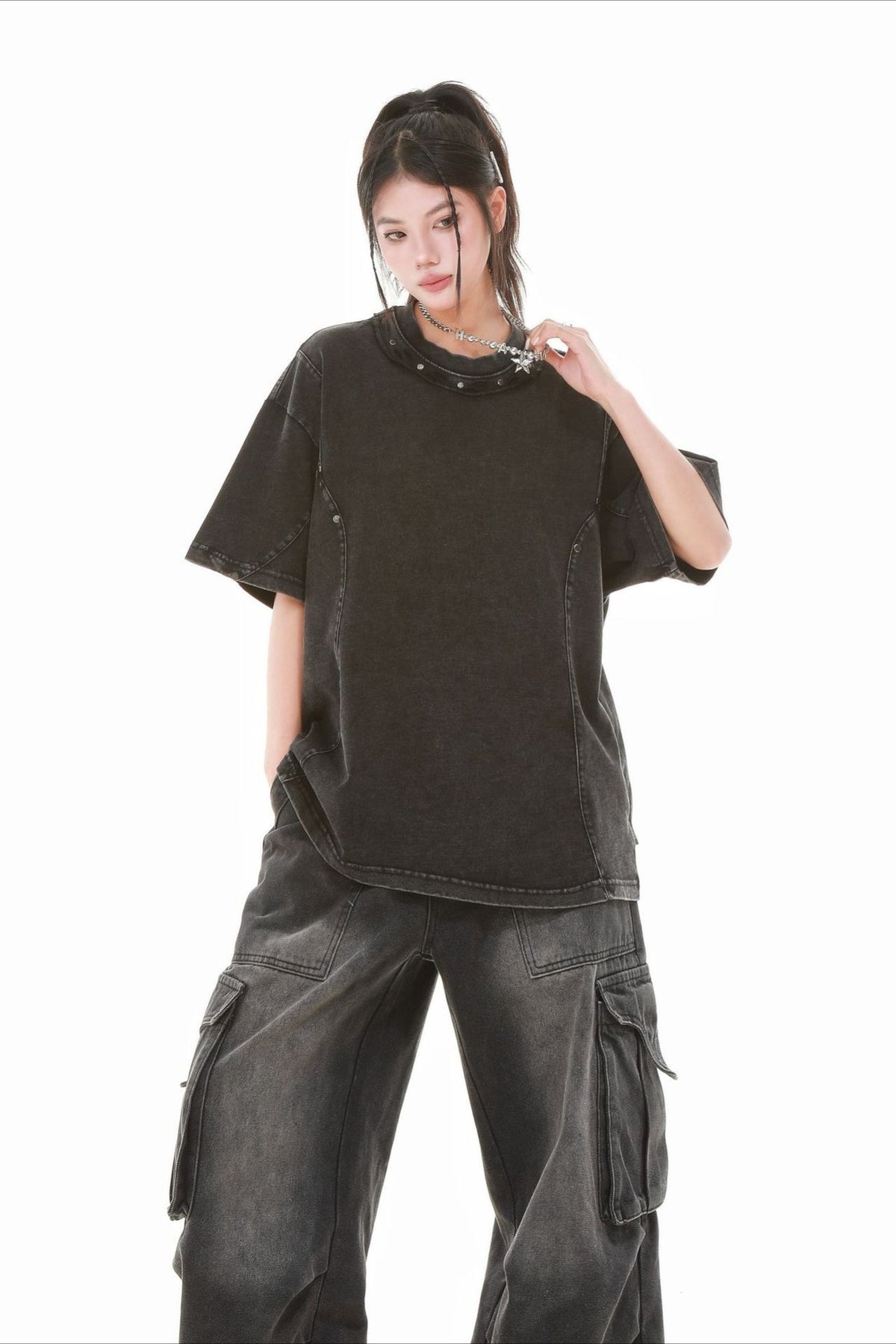 Studded Distressed Collar Washed Oversized Tee