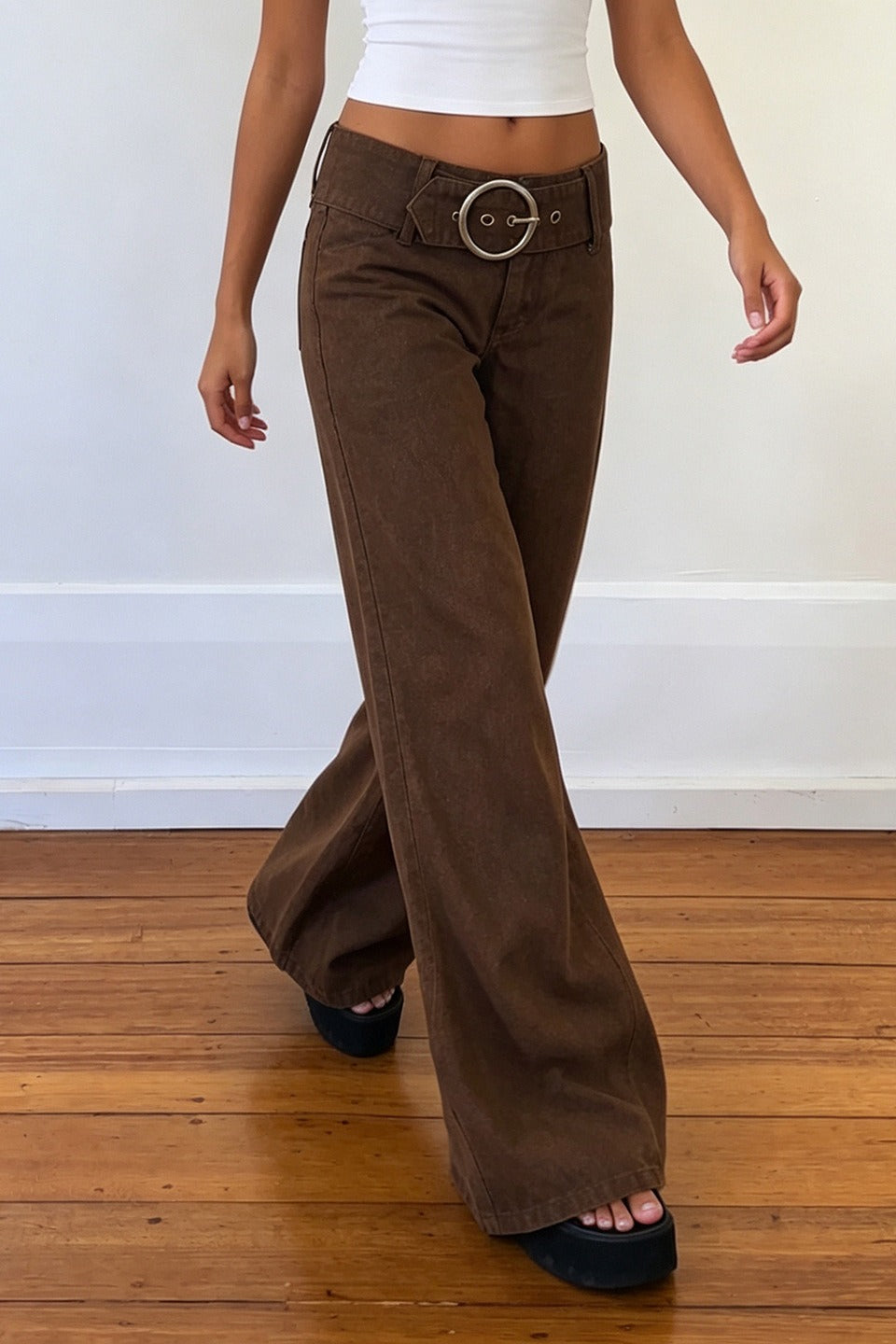 Low Rise Buckle Detail Loose Flare Leg Jeans