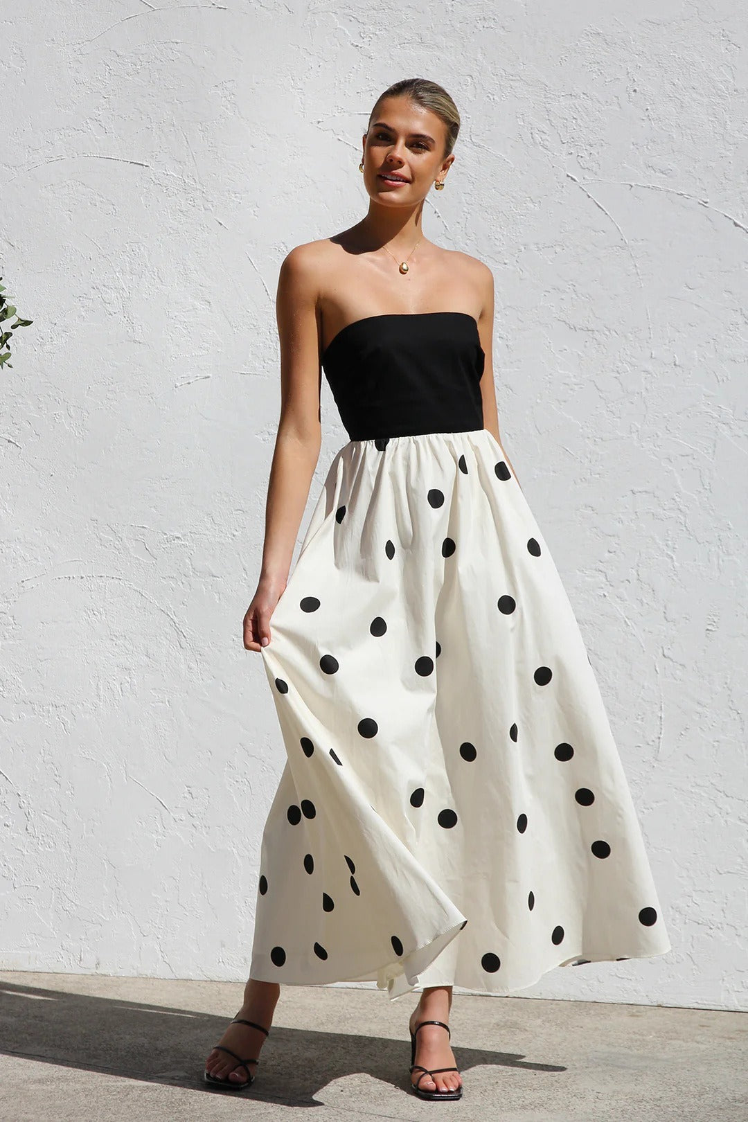 Polka Dot Print Strapless A-Line Maxi Dress Secondary image
