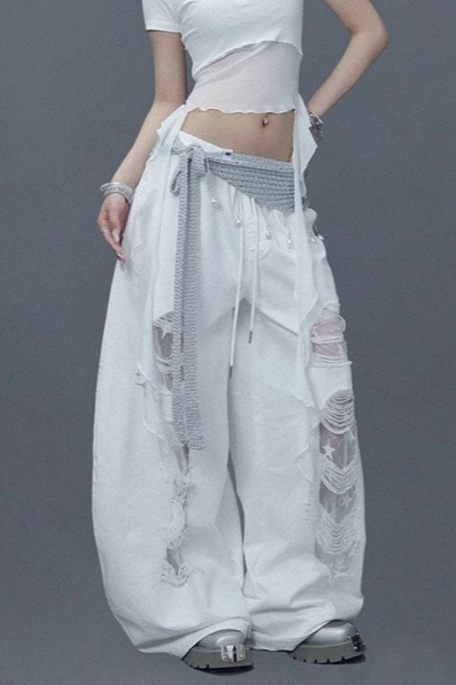 Ripped Lace Patchwork Relaxed Jeans