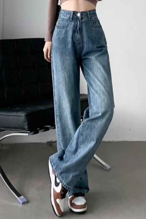High Waist Relaxed Fluid Straight Jeans Main image
