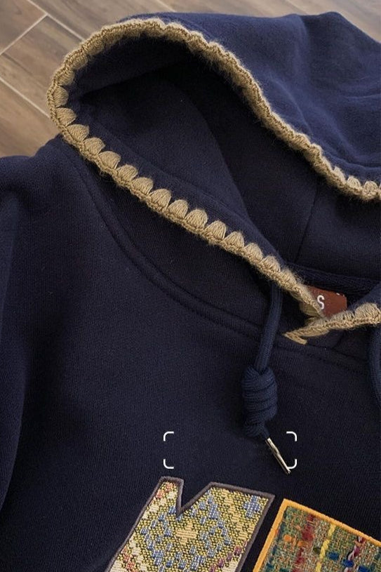 Crochet Trim Graphic Pullover Fleece Hoodie