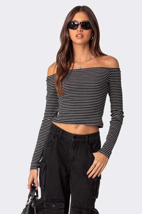 Slim Fit Striped Slit Neck Knit Top Secondary image