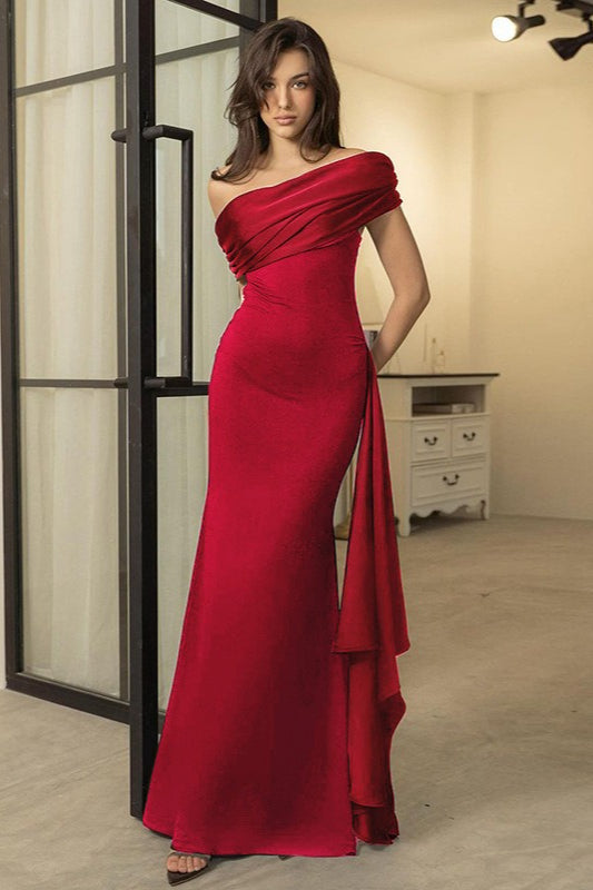 Black One Shoulder Flowy Sleeve Formal Dress XS / Red Main image