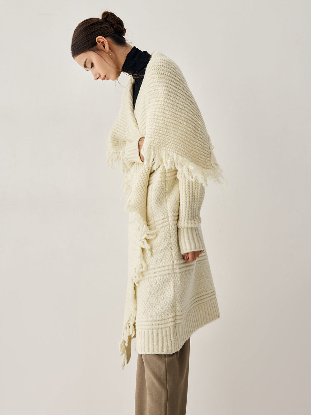 Chunky Knit Tassel Trendy Hem Poncho Cardigan Sweaters L