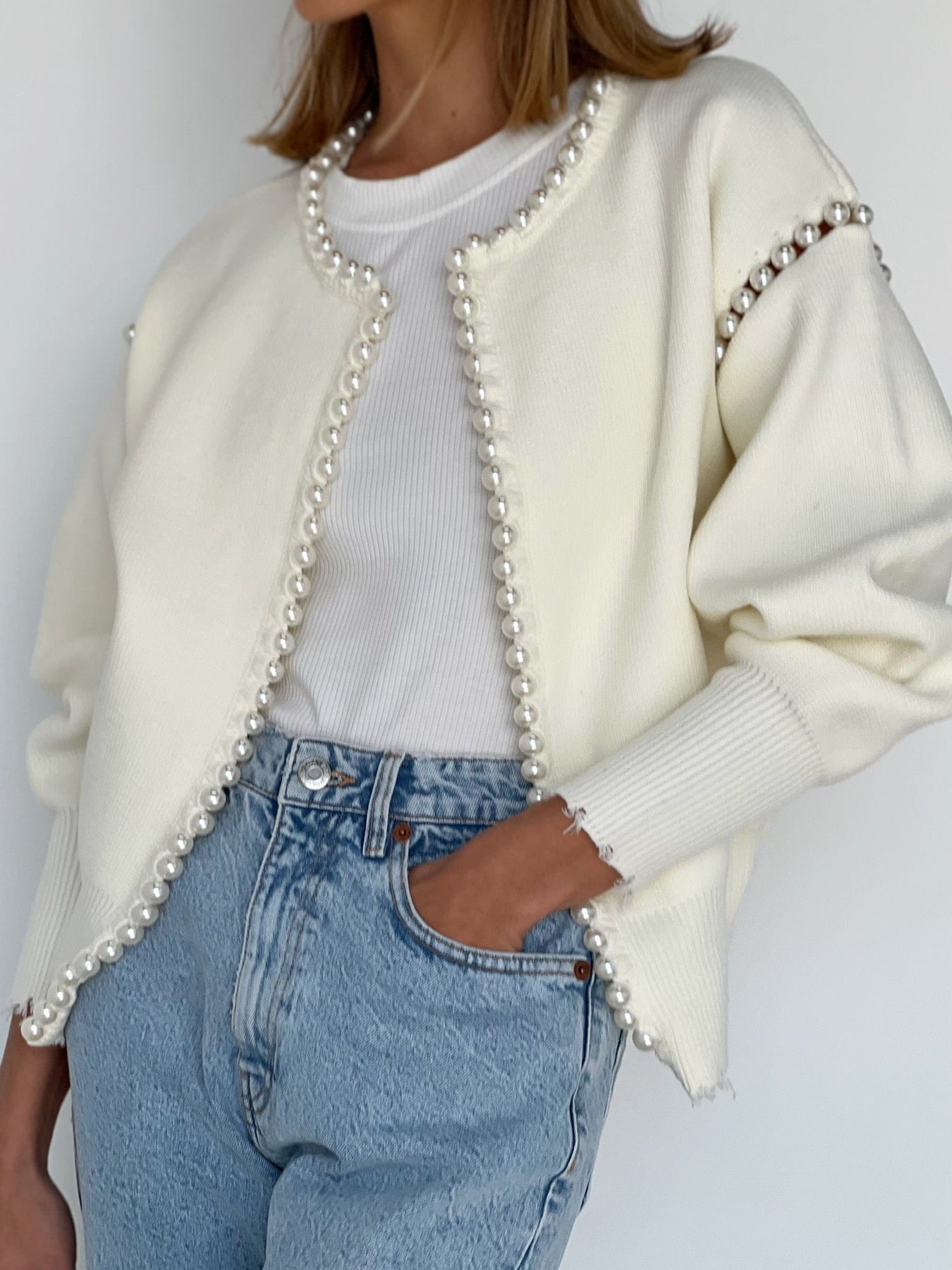 Vintage Pearl Graceful Edge Cardigan Off White / XS Sweaters L Main image