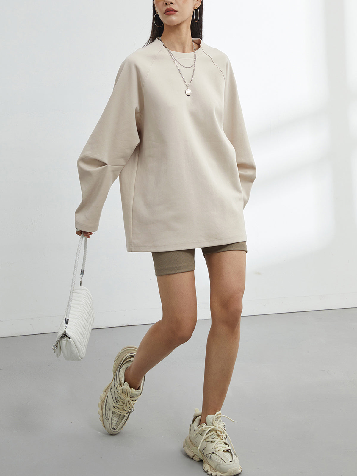 Solid Charming Oversized Sweatshirt