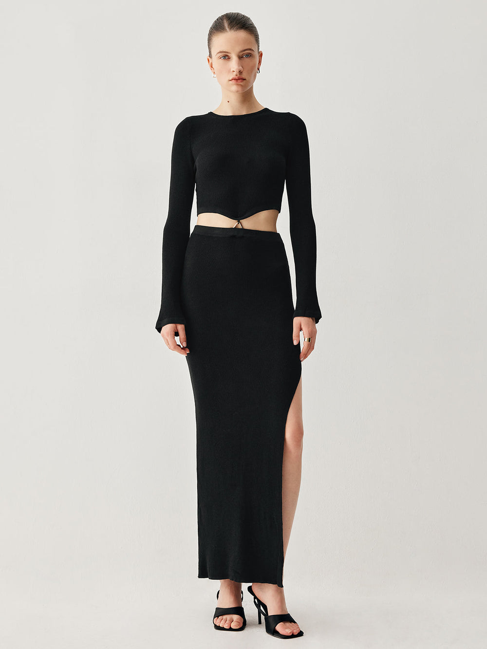 Slinky Long Sleeve Knit Modern Two Piece Slit Skirt Set Sweaters L