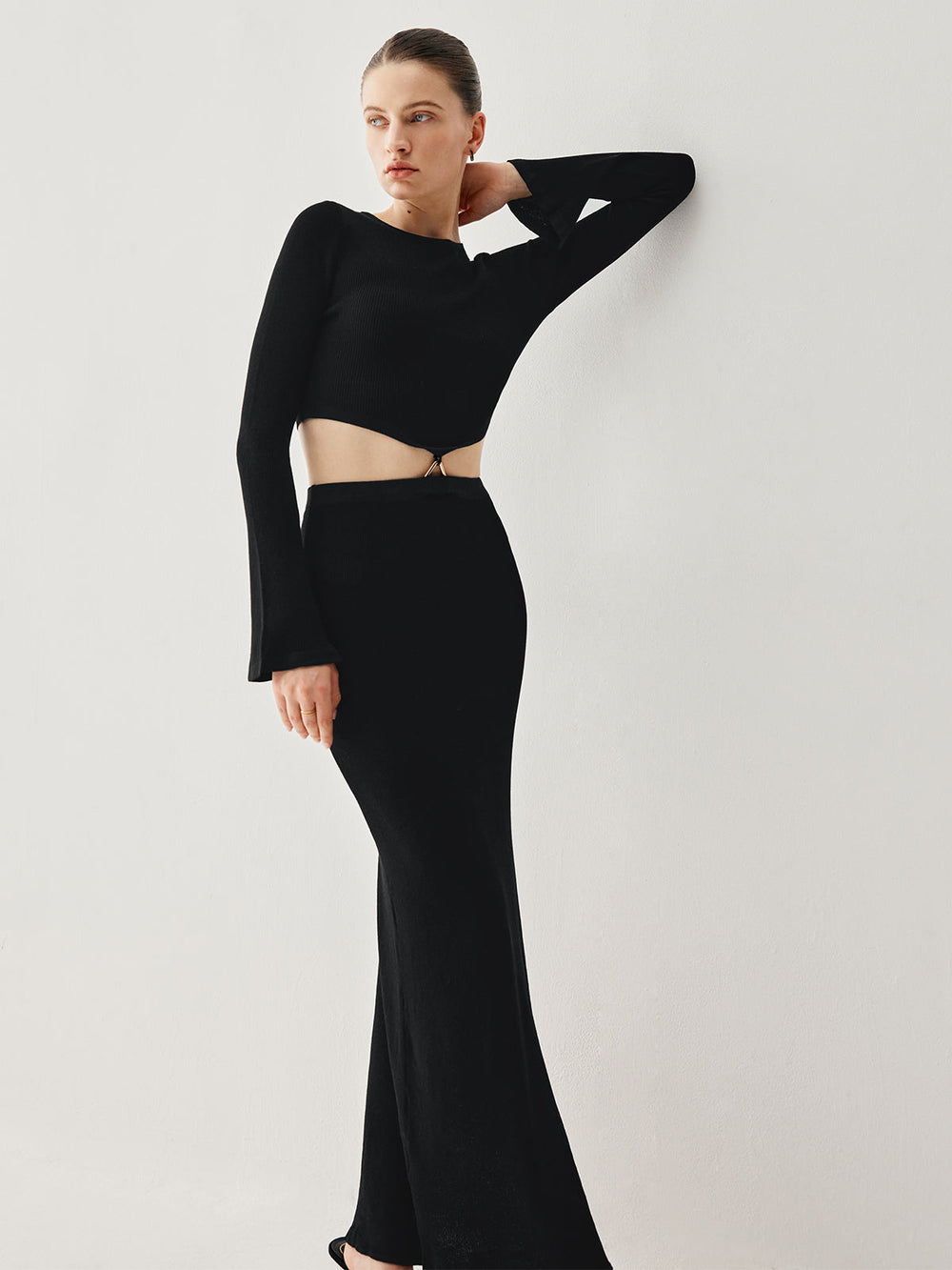 Slinky Long Sleeve Knit Modern Two Piece Slit Skirt Set Black / XS Sweaters L