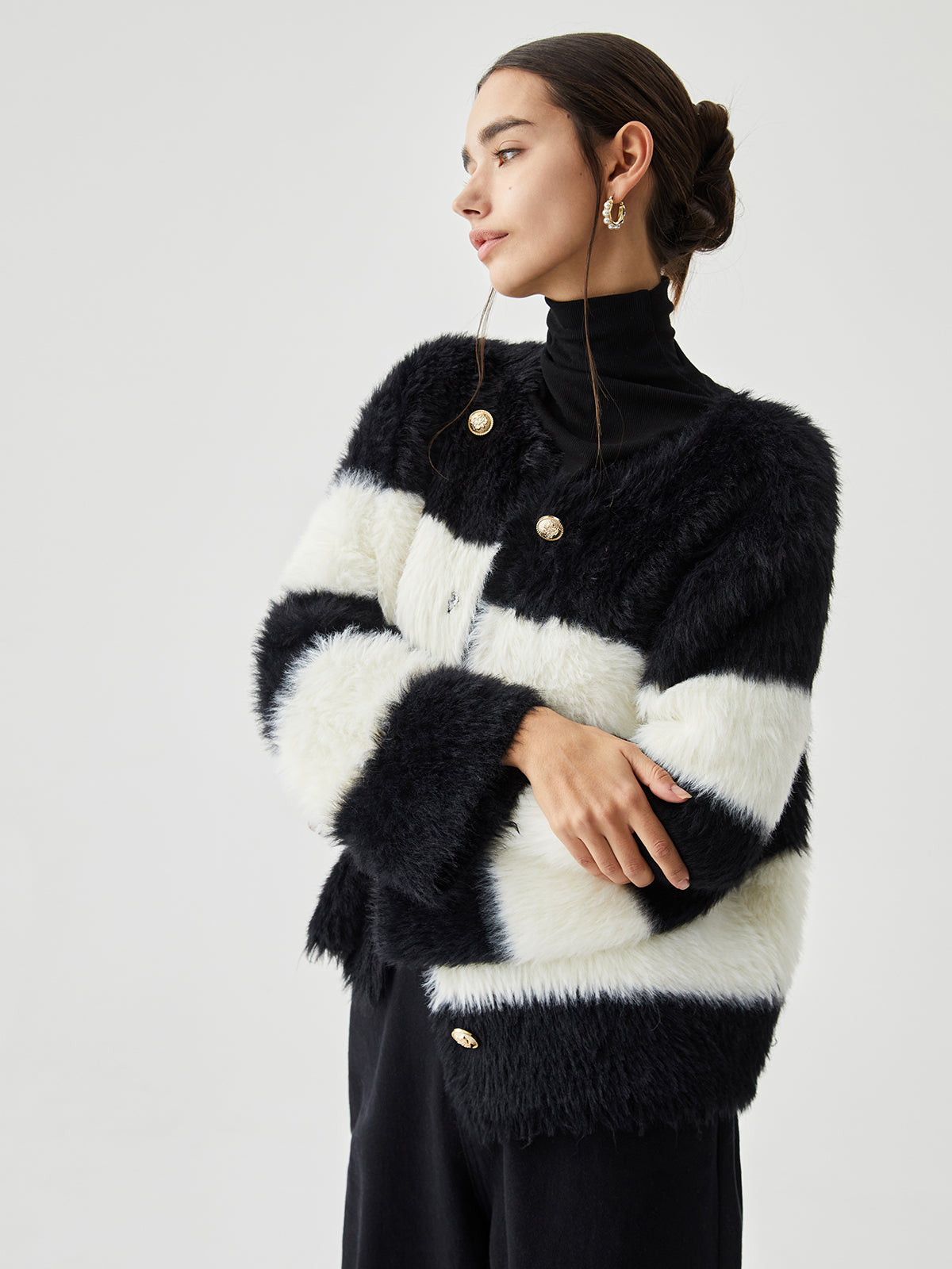 Colorblock Striped Graceful Fuzzy Button Cardigan Black / S Sweaters L Main image