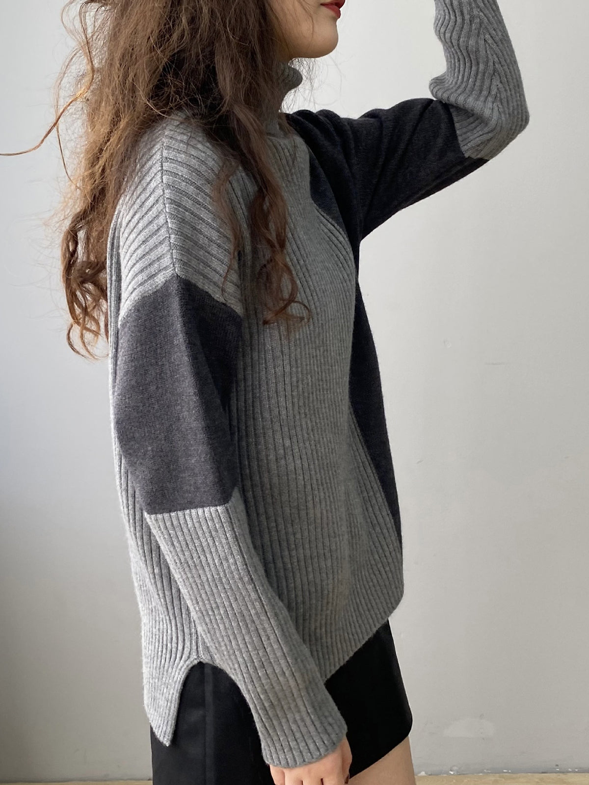 Two Tone Colorblock High Modern Neck Ribbed Knit Sweater Sweaters L
