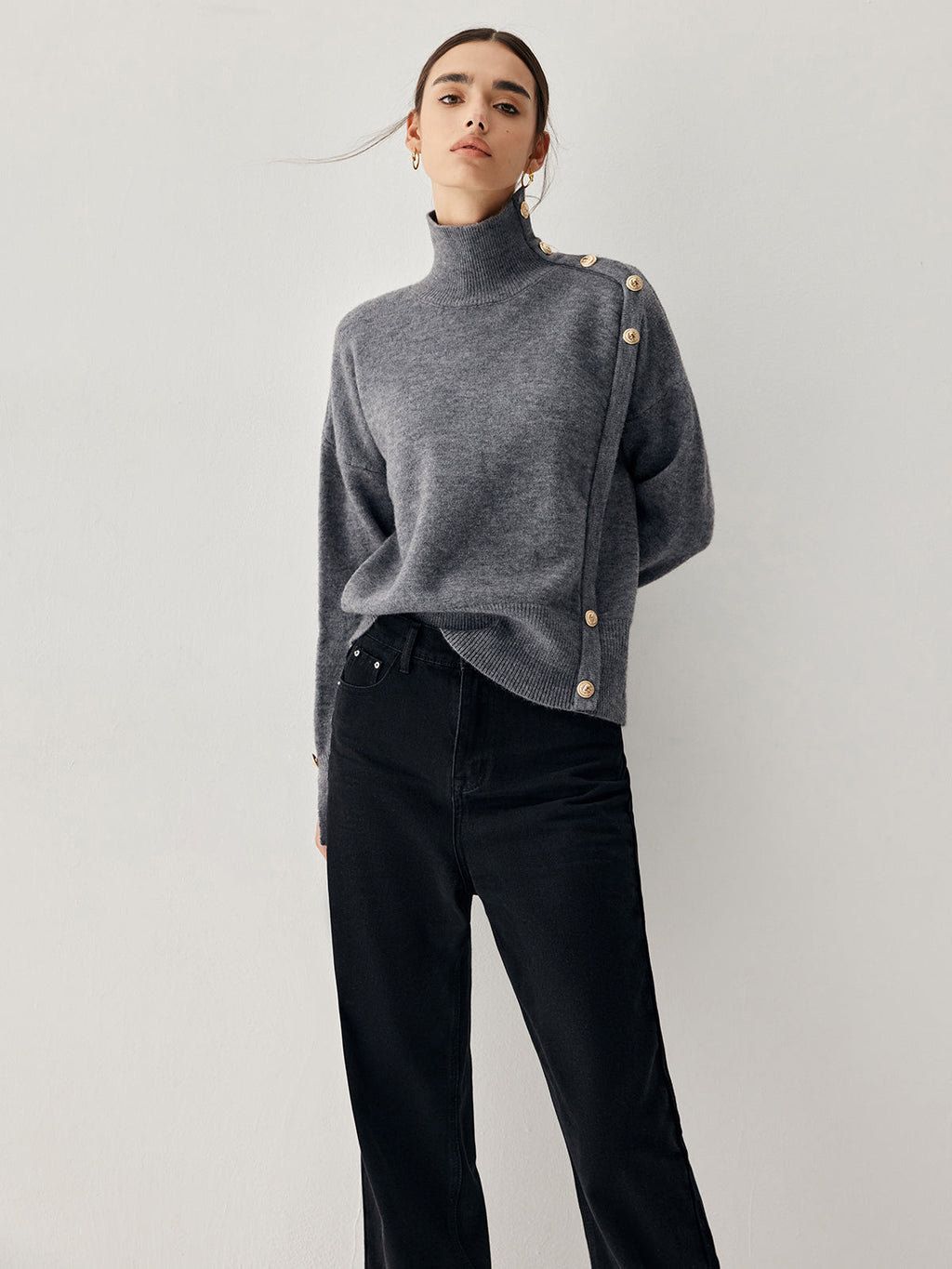 Vintage Buttoned Graceful Turtleneck Sweater Sweaters L