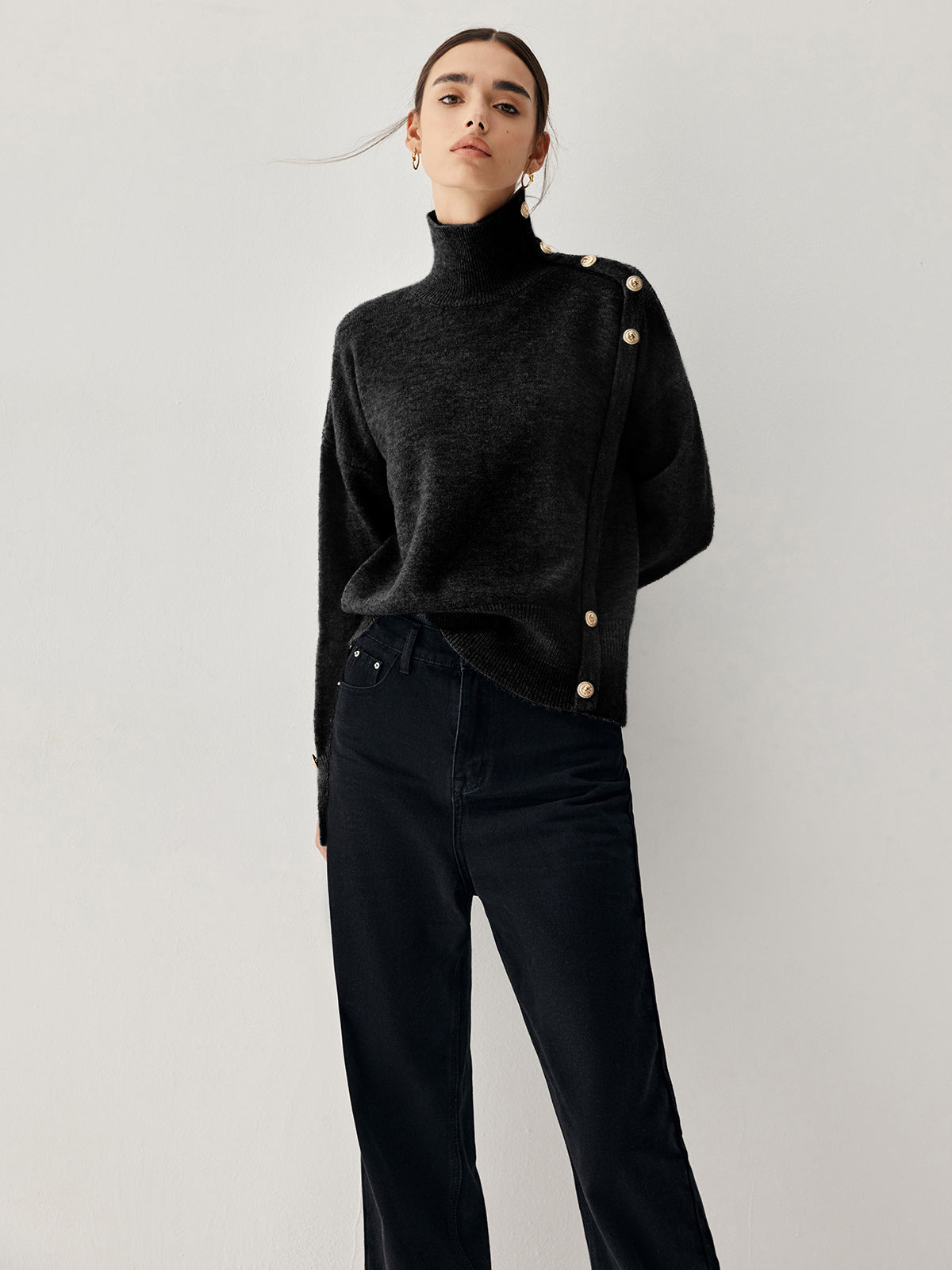 Vintage Buttoned Graceful Turtleneck Sweater Sweaters L