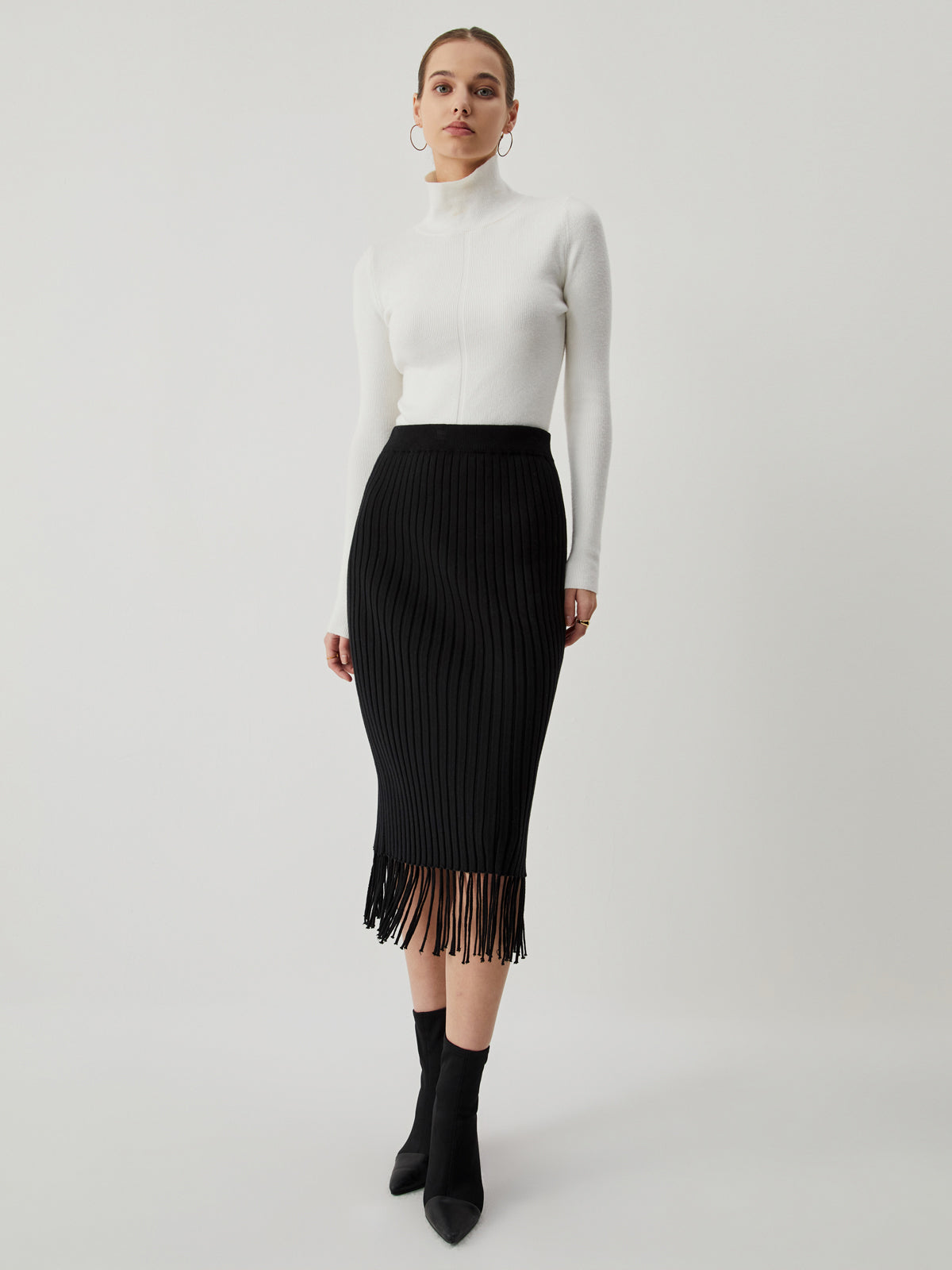 Middle Waist Ribbed Trendy Knit Tassel Midi Skirt