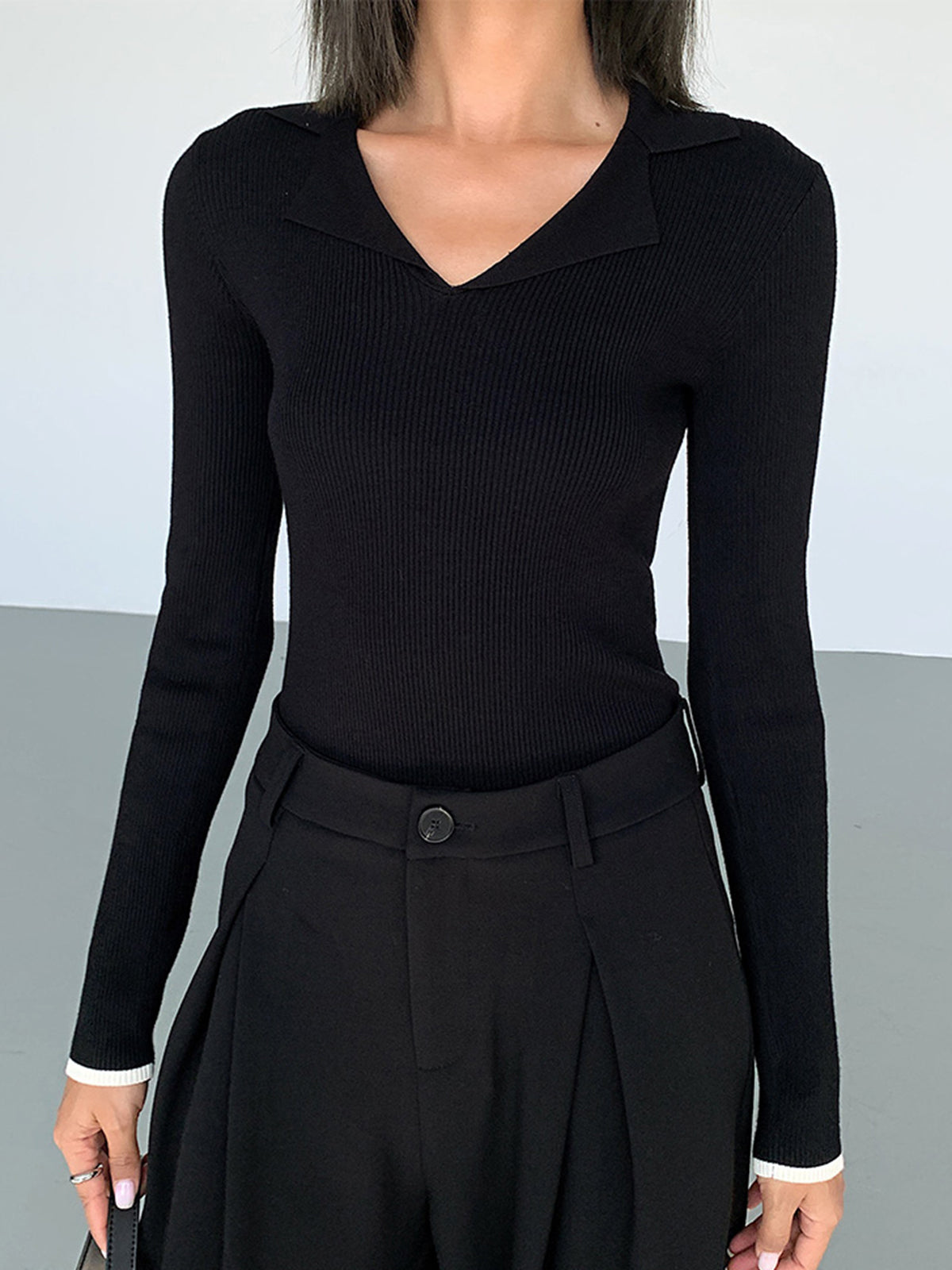 Slinky V neck Collar Trendy Ribbed Knit Top Black / XS Sweaters L Main image