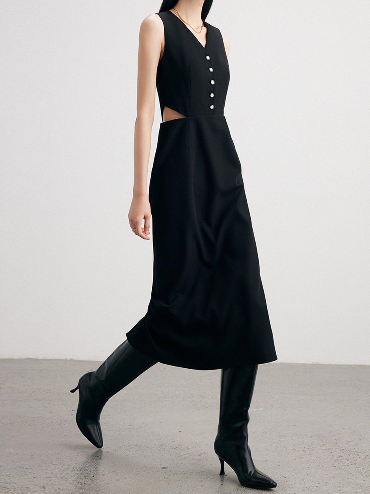 Solid Cut Out Trendy Buttoned Midi Vest Dress Secondary image