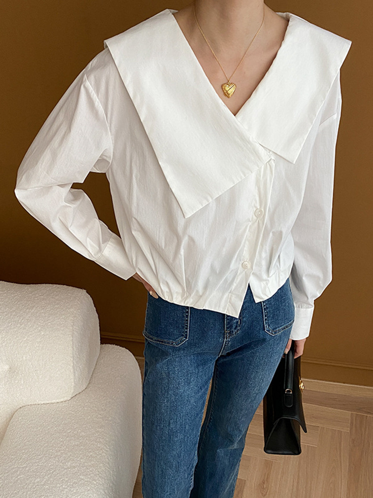 Asymmetrical Charming Collar Blouse