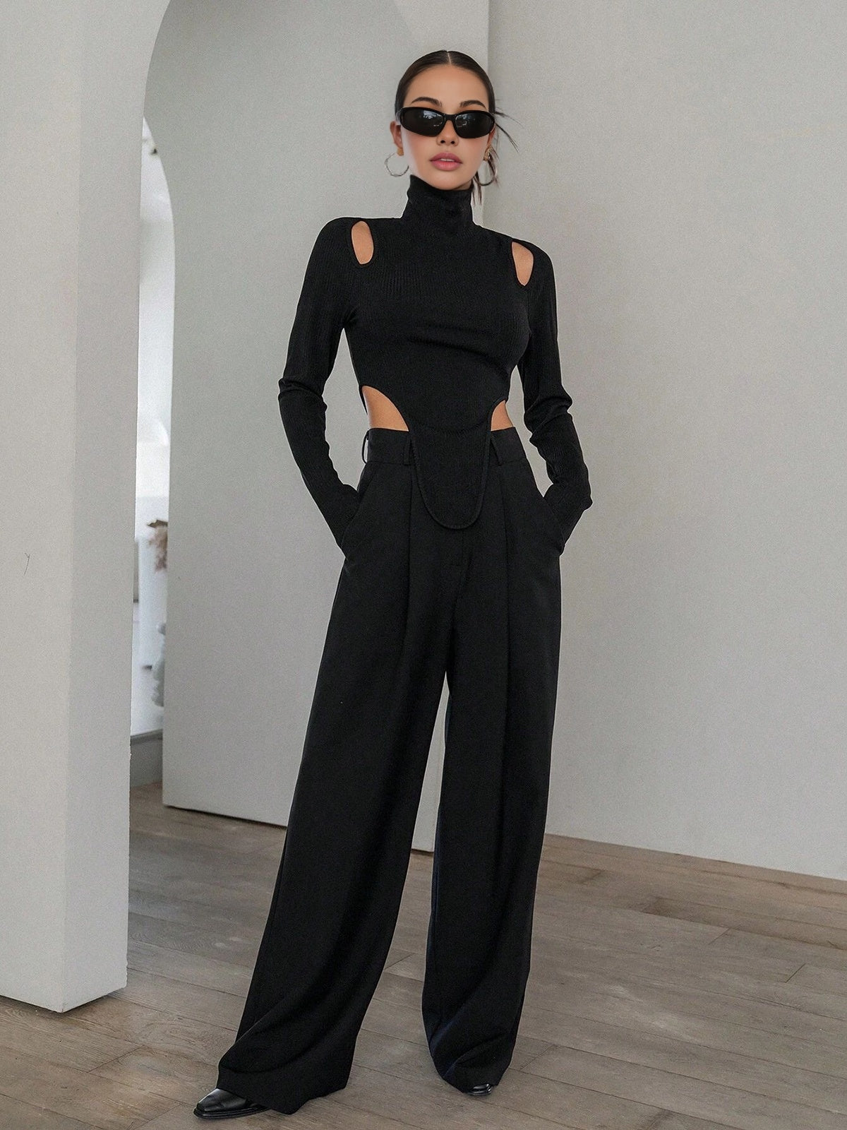 Cut Out High Trendy Neck Asymmetric Hem Top Secondary image