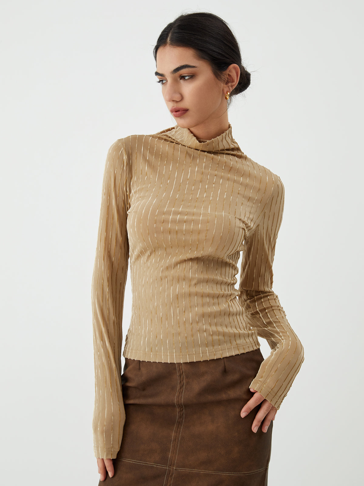 Striped Long Graceful Sleeve Shirt Khaki / XS T Shirts
