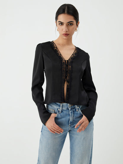 Lace Patchwork Graceful Clasp Blouse