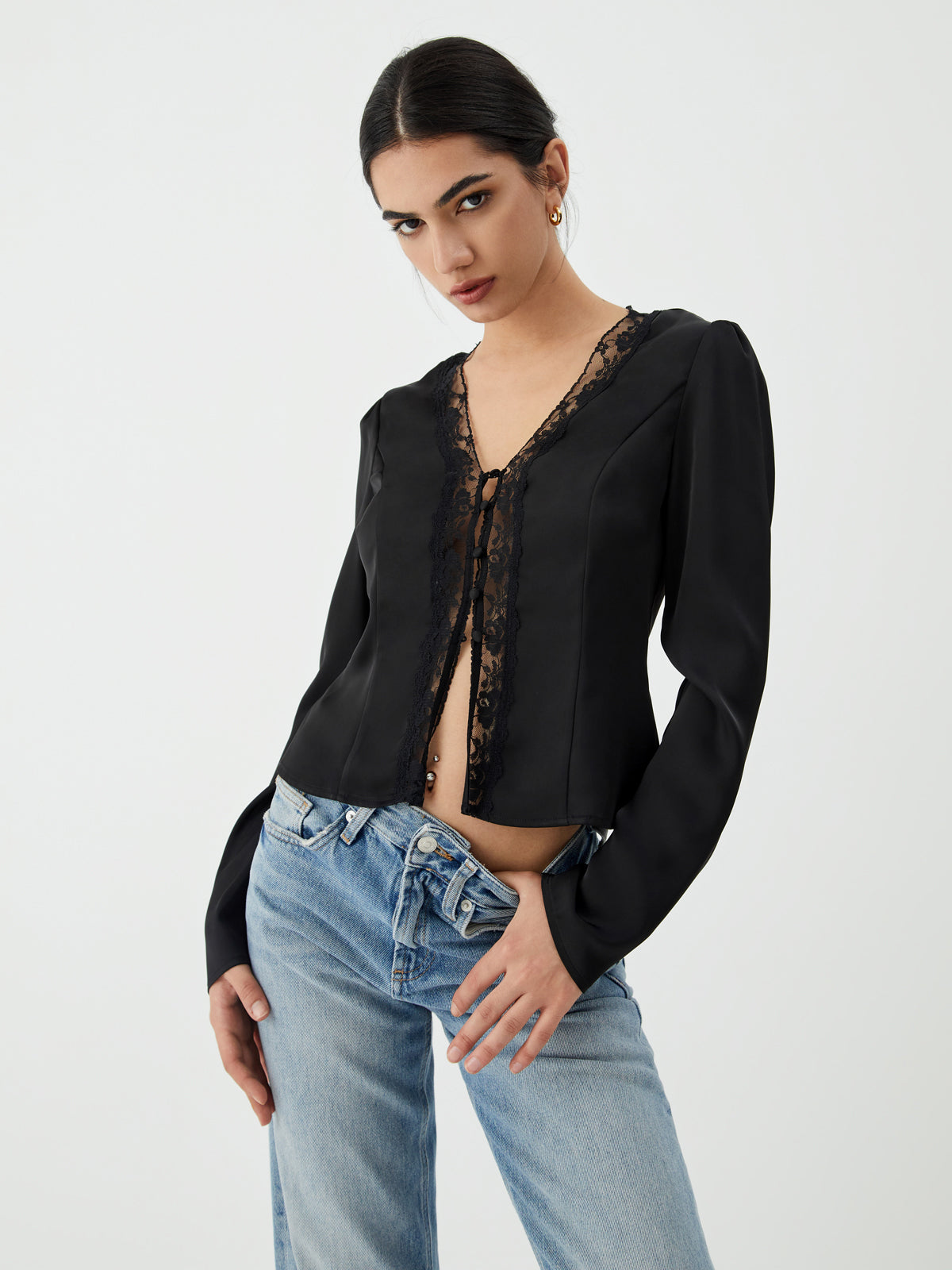 Lace Patchwork Graceful Clasp Blouse