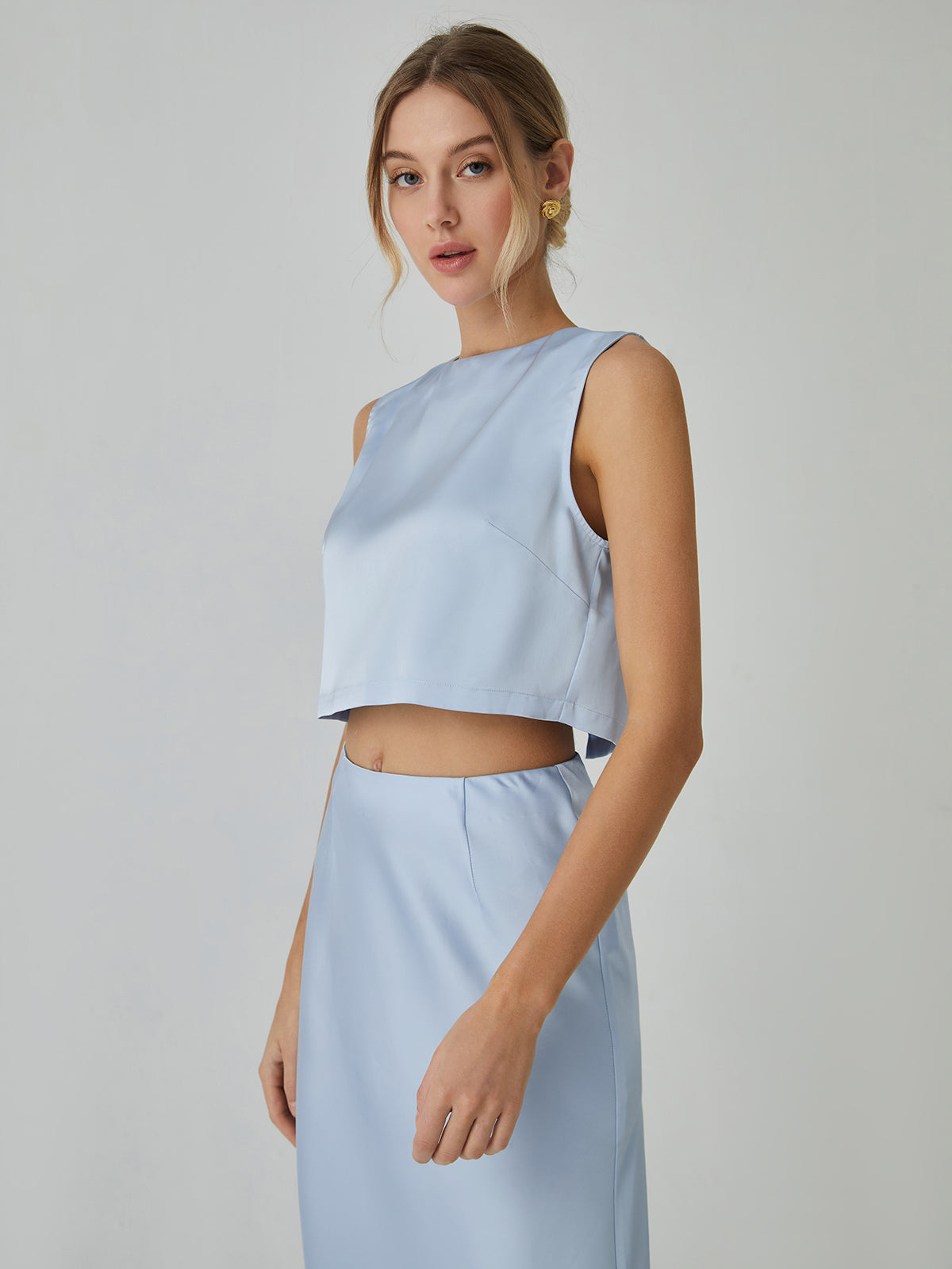 Minimalism Stain Graceful Split Cropped Top