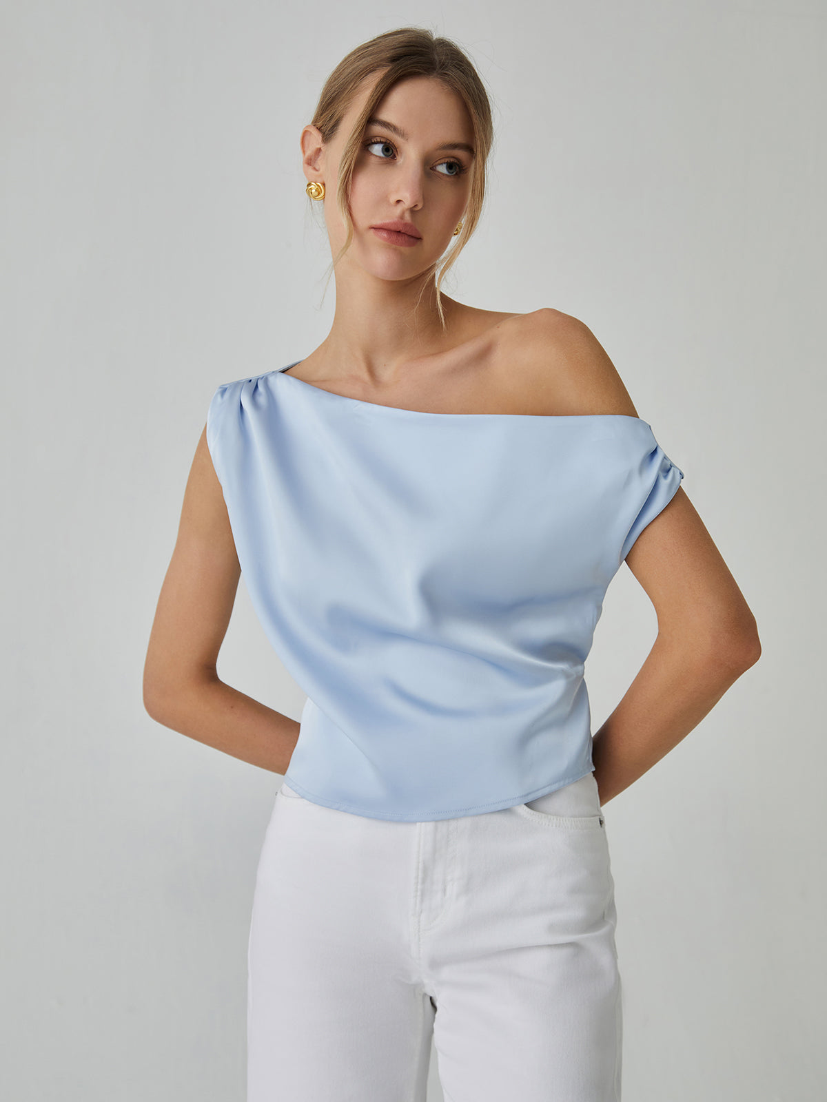 One Shoulder Graceful Off Knotted Blouse