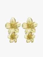Fashionable Charming Flower Shaped Earrings Gold / One Size Earrings