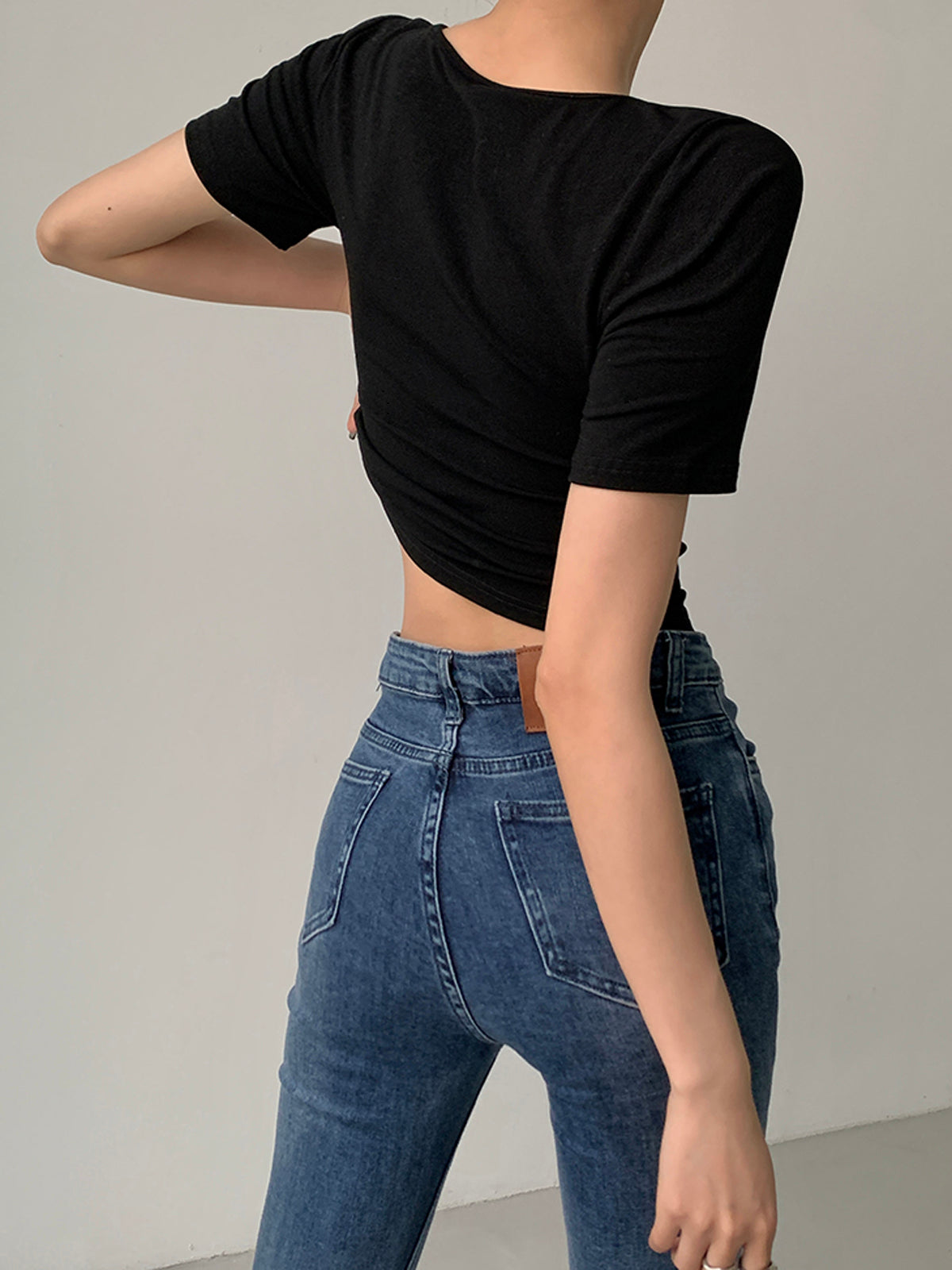 Slinky Metal Ring Trendy Short Sleeve Top Secondary image