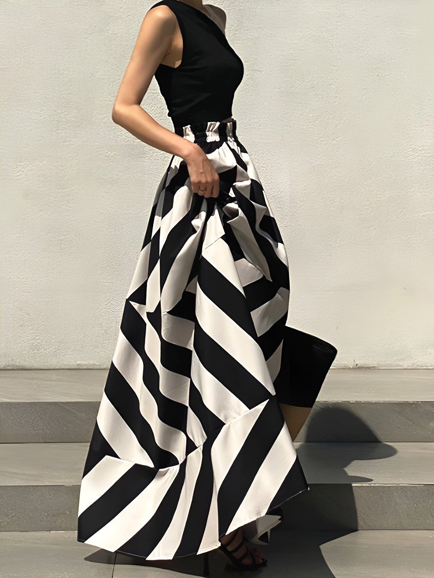 Stripe Print Graceful Long Skirt