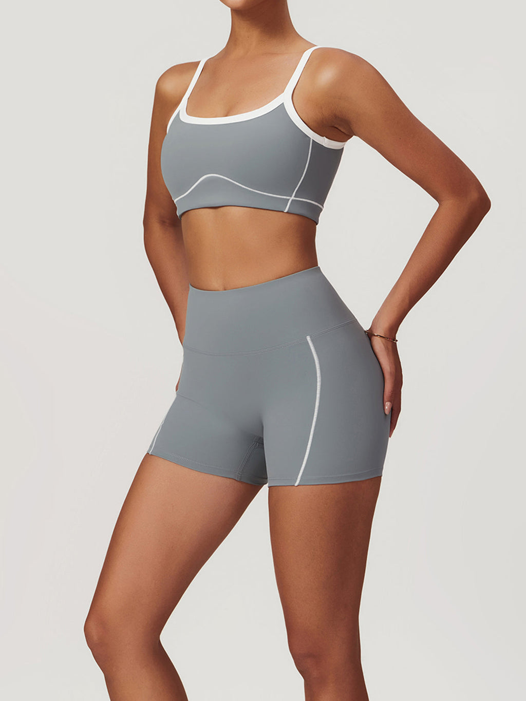 Seamless Contrast Binding Sports Bra Grey / XS Active Tops