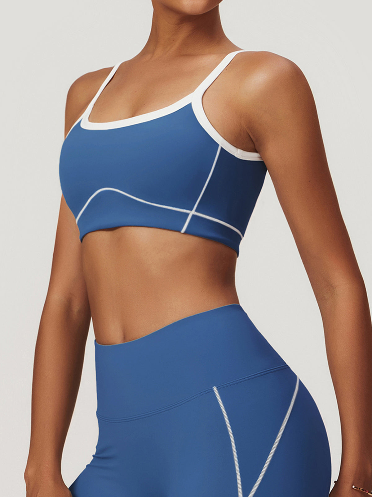 Seamless Contrast Binding Sports Bra Blue / XS Active Tops Main image
