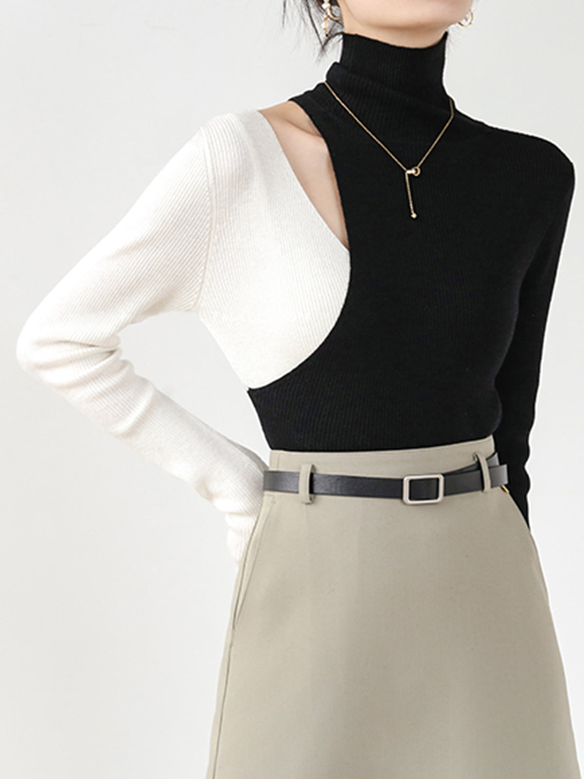 Color Block Cutout Knit Top Secondary image