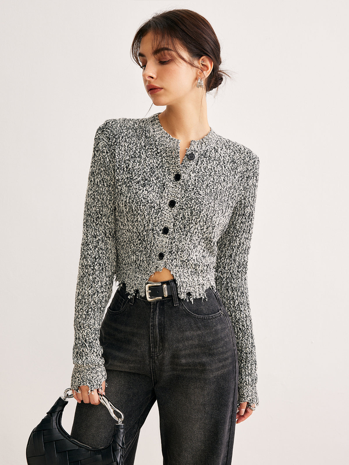 Raw Hem Button Slim Knit Top Secondary image