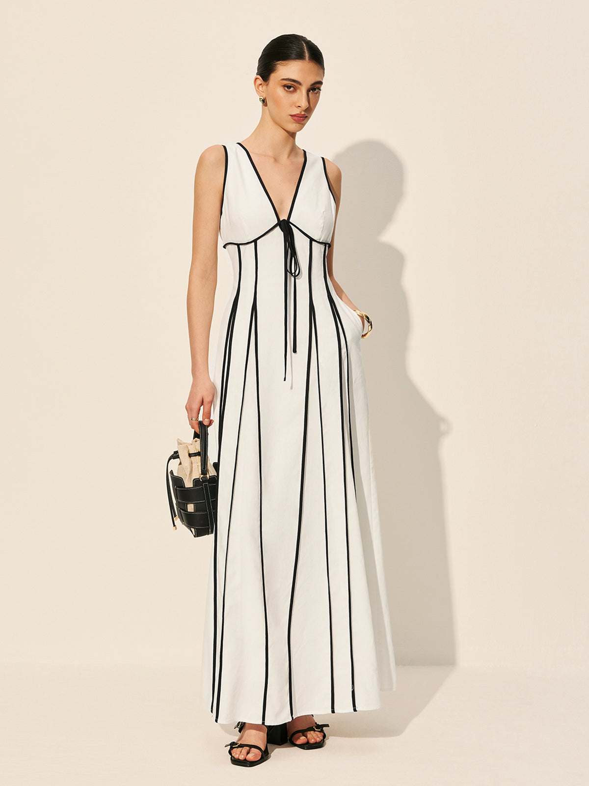 Contrast Trim Dress With Pockets Off White / XS Dresses Main image