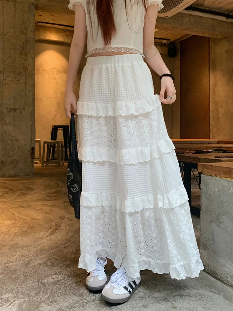 Heavy Industry Embroidered White Lace A line Skirt WHITE / One Size