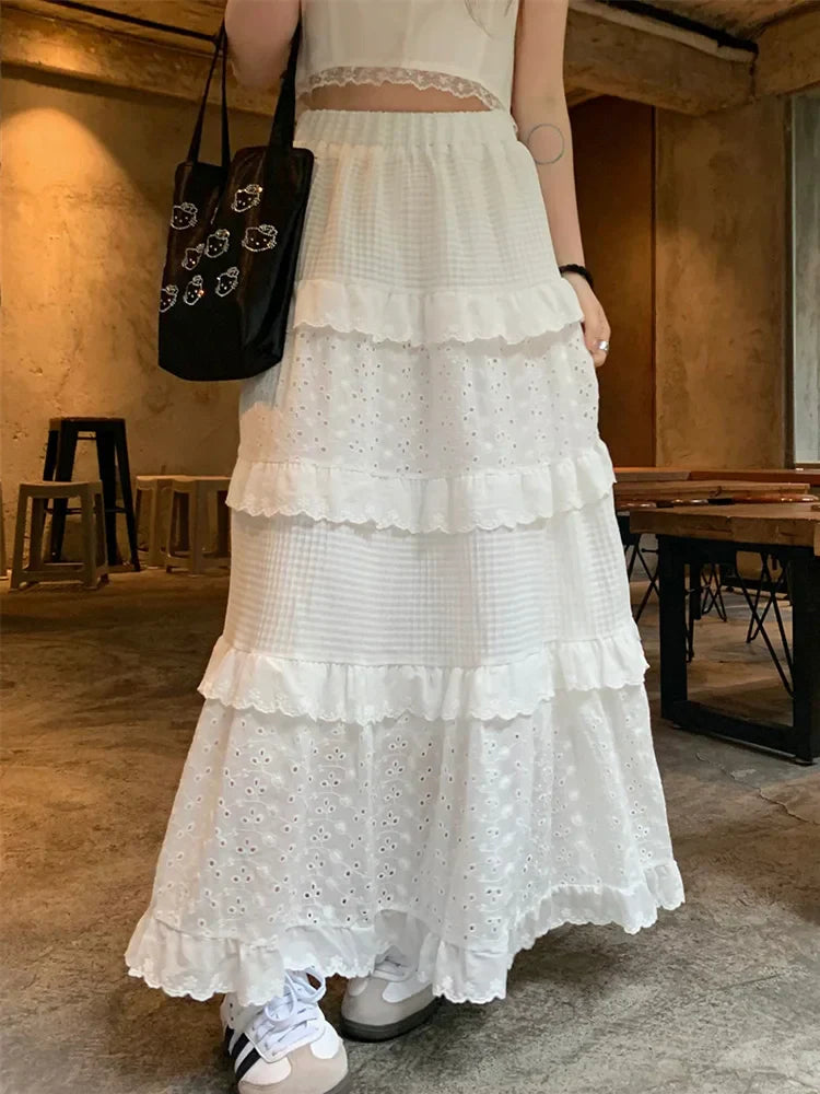 Heavy Industry Embroidered White Lace A line Skirt WHITE / One Size