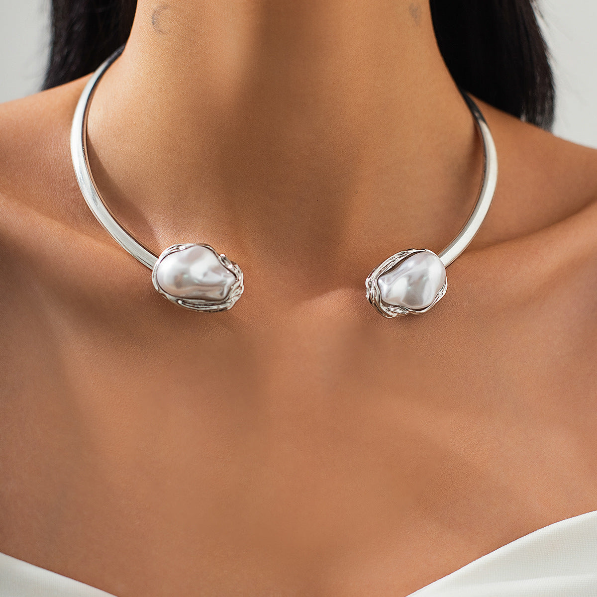Baroque Irregular Pearl Alloy Collar Necklace