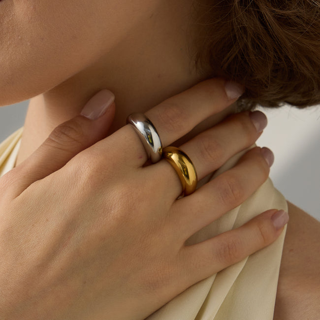 Minimalist Round Stainless Steel Ring Main image