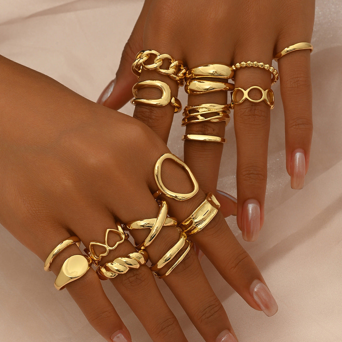 16-Piece Geometric Heart Open Ring Set Secondary image