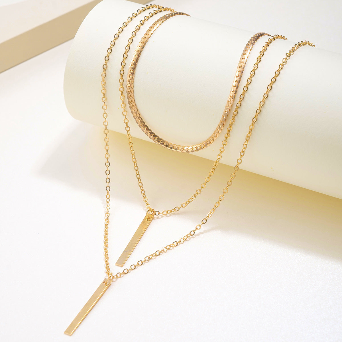 Minimalist Geometric Bar Pendant Layered Chain Necklace Secondary image
