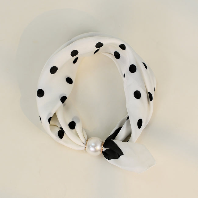 Polka Dot Pearl Magnetic Buckle Neck Scarf Main image