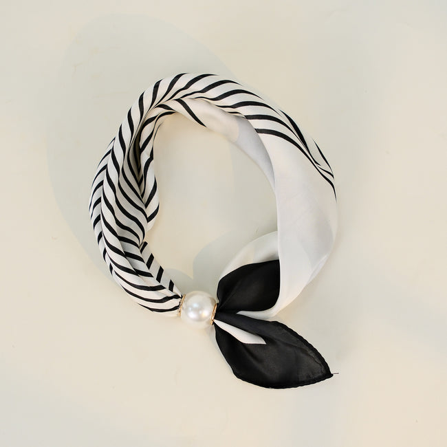 Stripe Pearl Magnetic Buckle Neck Scarf Main image
