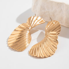 Irregular Liquid Metal Ruched Geometric Thread Earrings